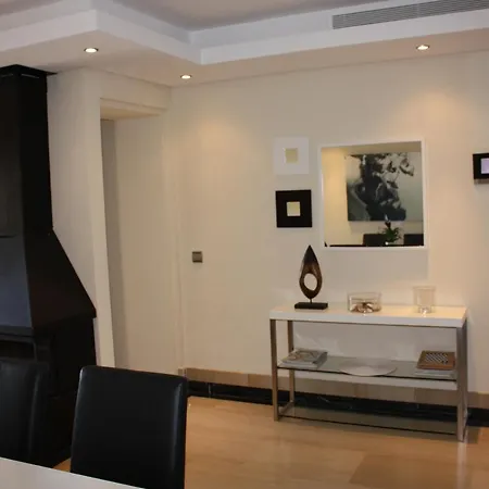 116 - Penthouse With Private Pool Near Apartment *