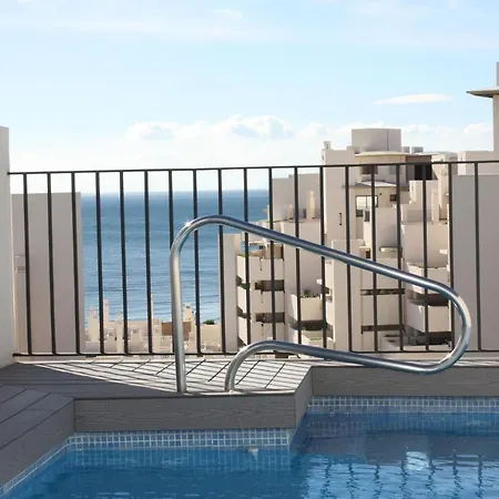 116 - Penthouse With Private Pool Near